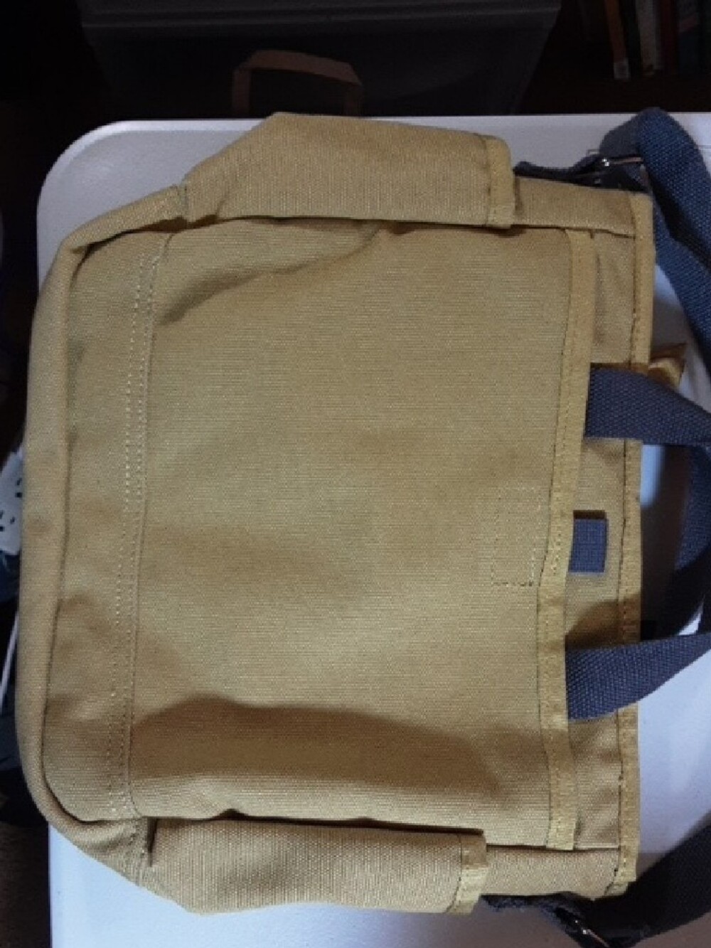 Duluth Trading Co Shoulder bag With Shoulder Strap In Soft Yellow - Picture 2 of 4
